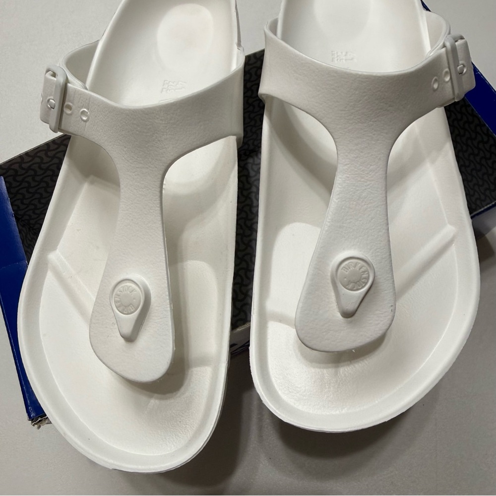 Birkenstock Gizeh EVA White Sandals Womens Size 41 (10) - Picture 3 of 9